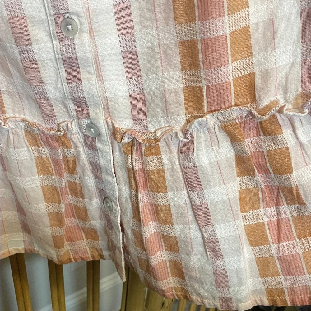 Plaid Sleeveless Peplum Top - Picture 4 of 4